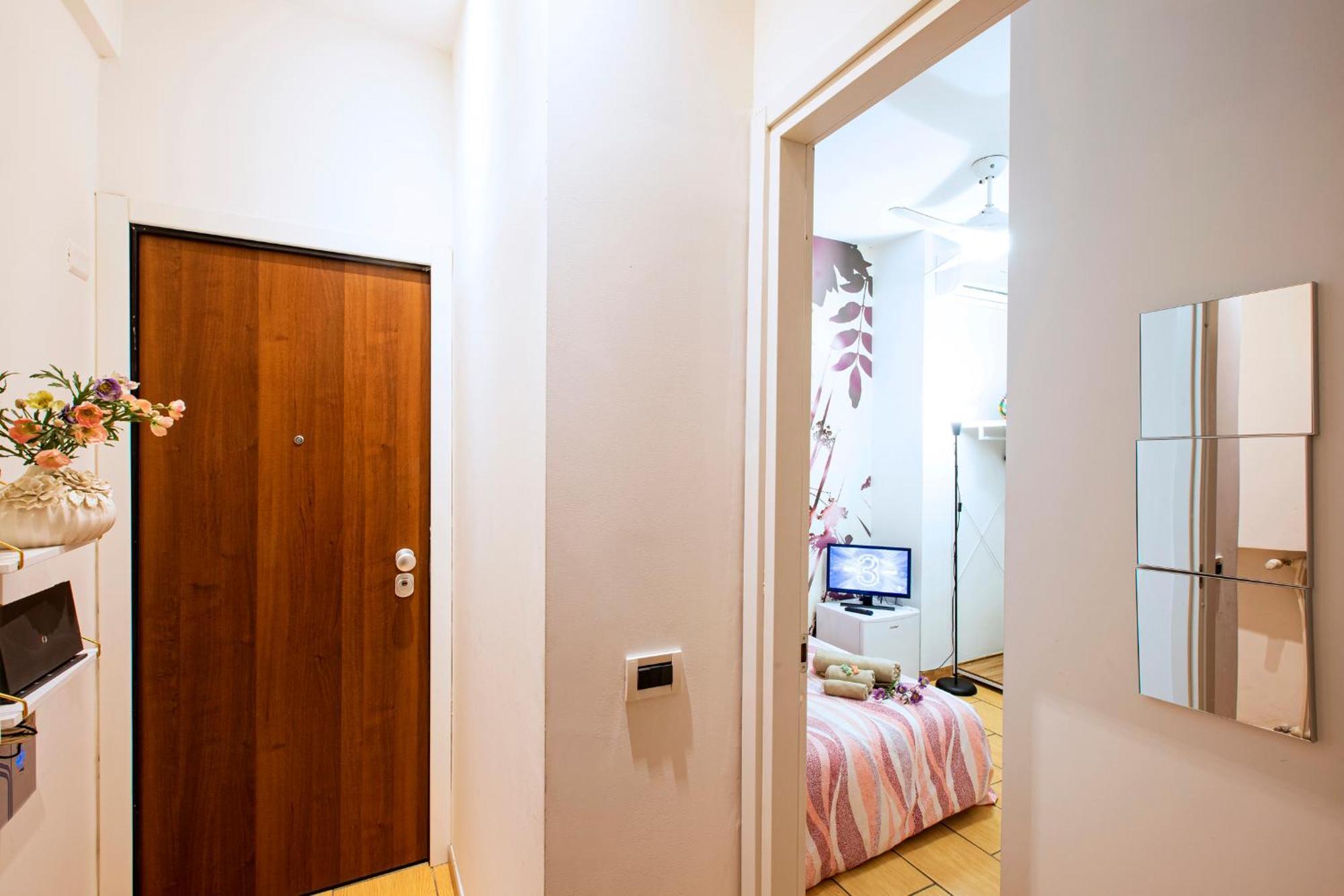 B&B La Stanza Di Zoe Rom Eksteriør billede